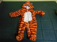 Haina bebe 1 luna tigru