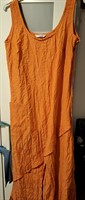 Rochie lunga portocalie material creponat