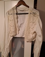 Jacheta scurta cu model tricotat