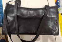 Poseta mica neagra