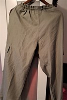 Pantaloni kaki de vara