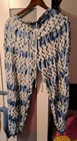Pantaloni vara motive albastre
