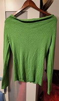 Bluza verde decolteu larg