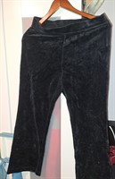 Pantaloni catifea neagra