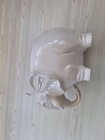 7217. Un elefant ceramic