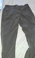 Pantaloni negri subtiri 42