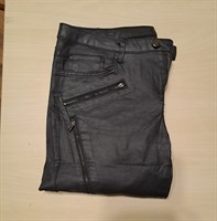 Pantaloni negri cu fermoare 42