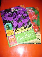 Revista Thompson&Morgan cu flori si plante