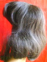 peruca bruneta - lungime medie