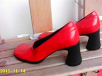 pantofi rosii dama