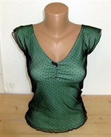 Bluza Divided verde cu voal negru