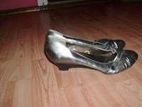 pantofi argintii marimea 40