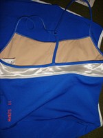 Costum pt. tenis sau litoral