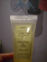 Gel de dus "white floral & musk"