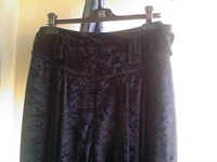 fusta pantalon de culoare neagra 