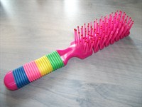 Perie de par colorata