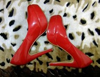 Pantofi rosii