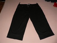 Pantalon negru 3/4