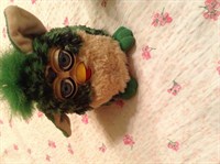 Jucarie furby verde