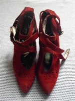 Pantofi rosii din piele intoarsa nr 36