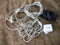 Priza retea (2 mufe) si cabluri USB, PS/2, serial, audio stereo