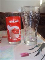 2 pahare Coca Cola