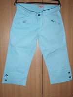 Pantaloni albastri 3/4 S