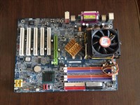 Placa de baza Gigabyte 