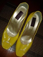 Pantofi de damă galbeni