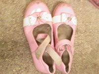 pantofiori roz pentru fetita