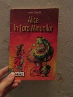 Alice in tara minunilor