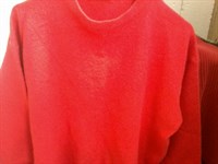 pulover rosu 