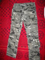 pantaloni de camuflaj