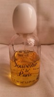 15. Parfum "Souvenir de Paris"