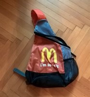 rucsacel de la Mc'Donalds