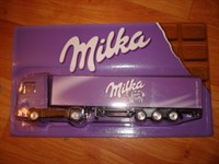 Camion de jucarie Milka