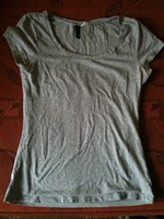 Tricou gri ( Divided - by H & M  ) 